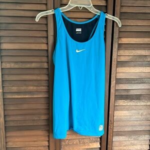 Nike pro top
